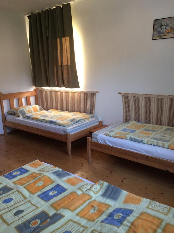 Fasor Vendeghaz Hotel Balatonszárszó Buitenkant foto